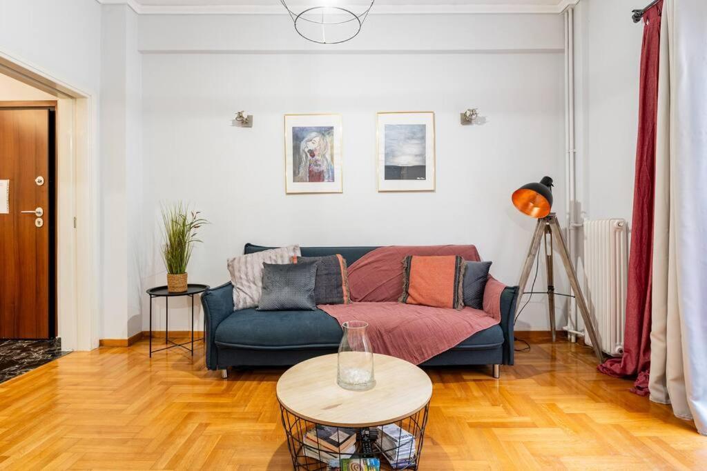 Downtown Cute Apt In The Heart Of Plaka Athens Exterior photo