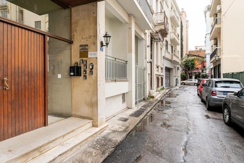 Downtown Cute Apt In The Heart Of Plaka Athens Exterior photo